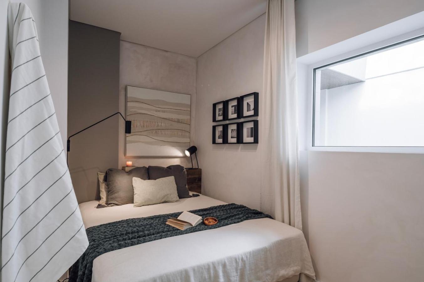 Biel - 2 Bedrooms, Pool And Parking In Arroios Lejlighed *